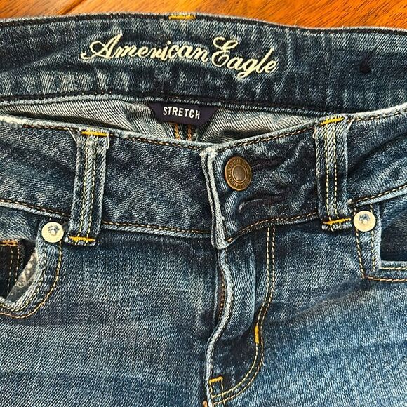 American Eagle Stretch Denim Shorts Size 4 - Picture 5 of 5